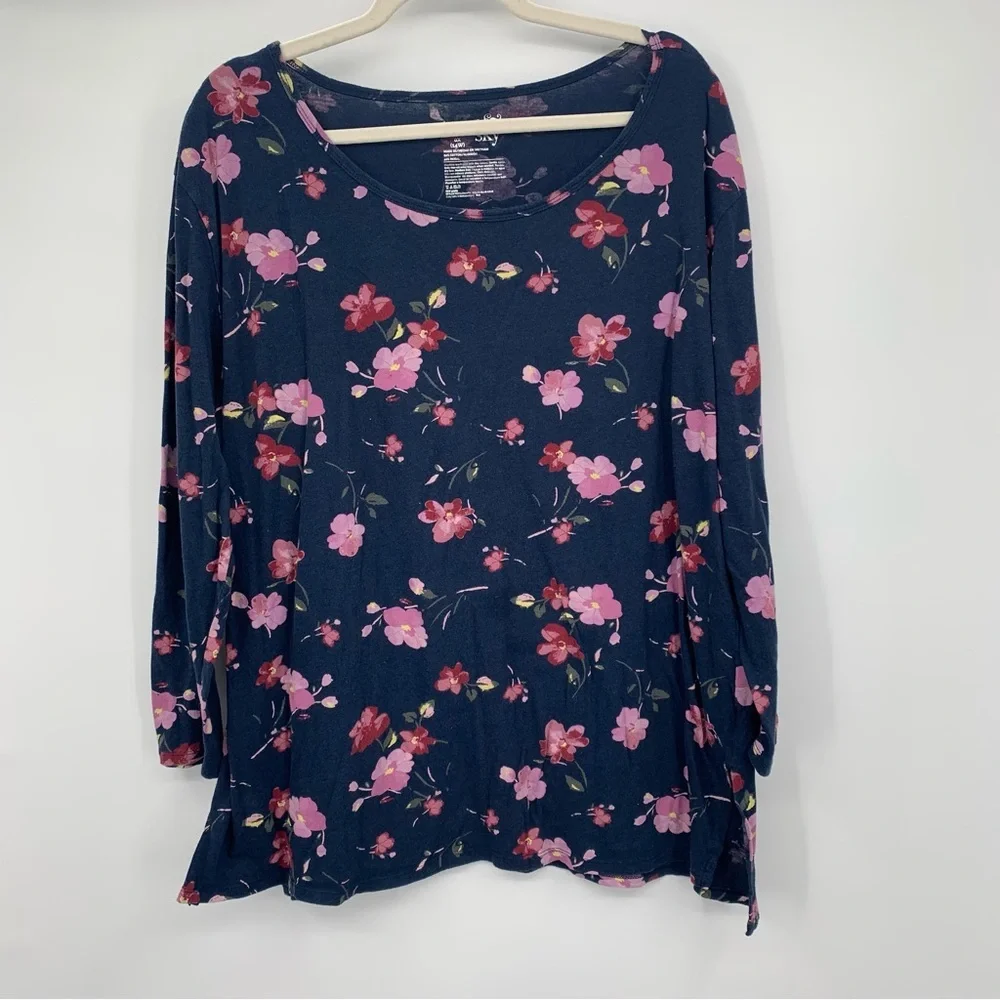 Terra & Sky Plus size  Floral Scoop Neck Sweater Size 14w (OX)